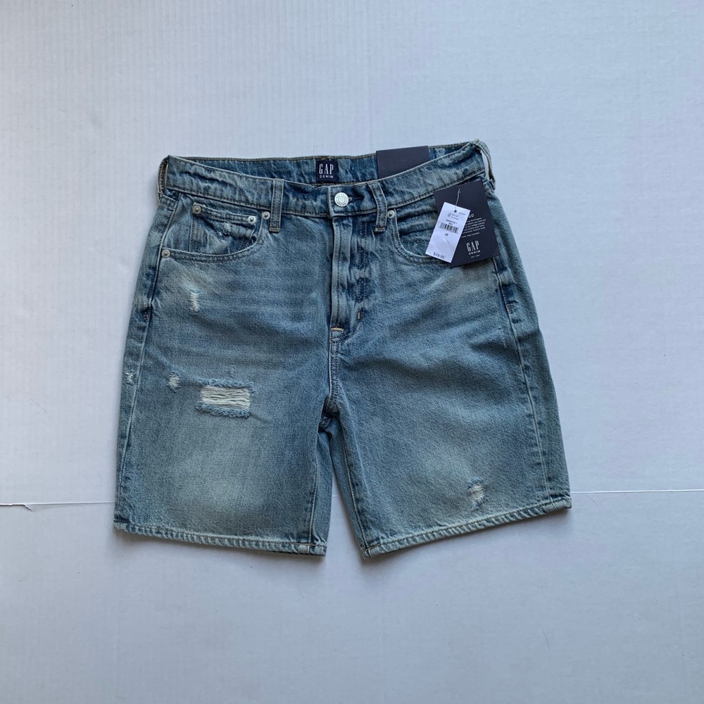 GAP denim high rise 7” short